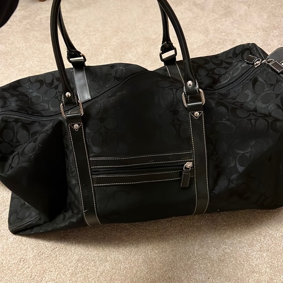 COACH BLACK TRAVEL DUFFEL BAG - Picture 6 of 16